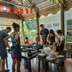 Traditional Vietnamese cooking class in Hoi An