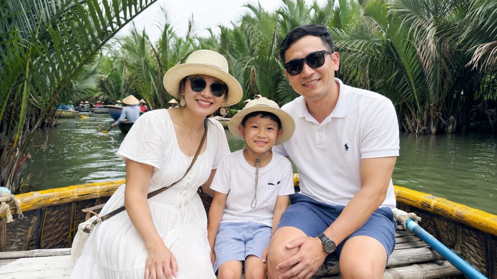 Family Coconut Boat Tour in Hoi An