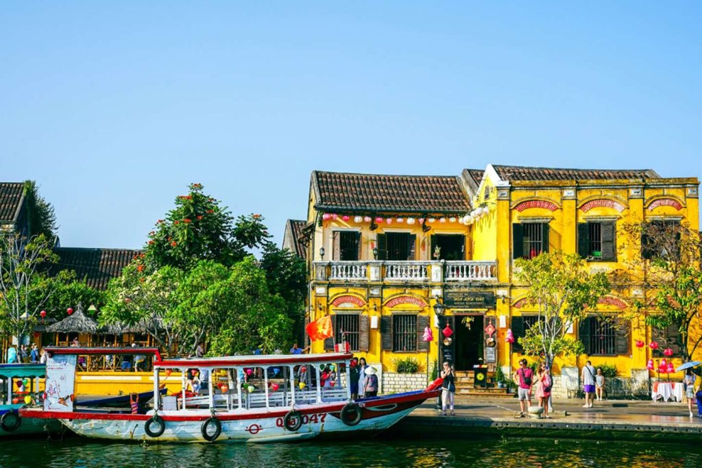 Basket Boat Ride Tickets Hoi An: How to Book & Price 6 Booking Through Local Tour Operators or Travel Agencies in Hoi An