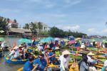 Gathering for Coconut Basket Boat Spinning Show